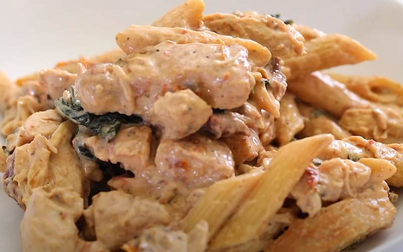 How to Serve Creamy Tuscan Chicken Pasta